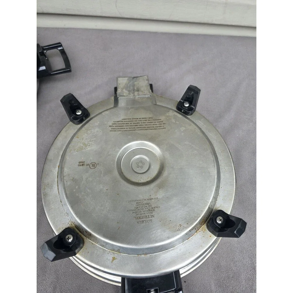 Regal Ware 12